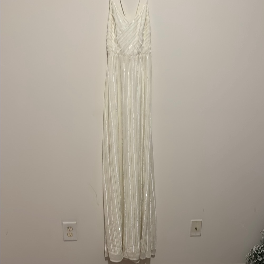 Show Me Your MuMu White Sleeveless V-Neck Maxi Gown